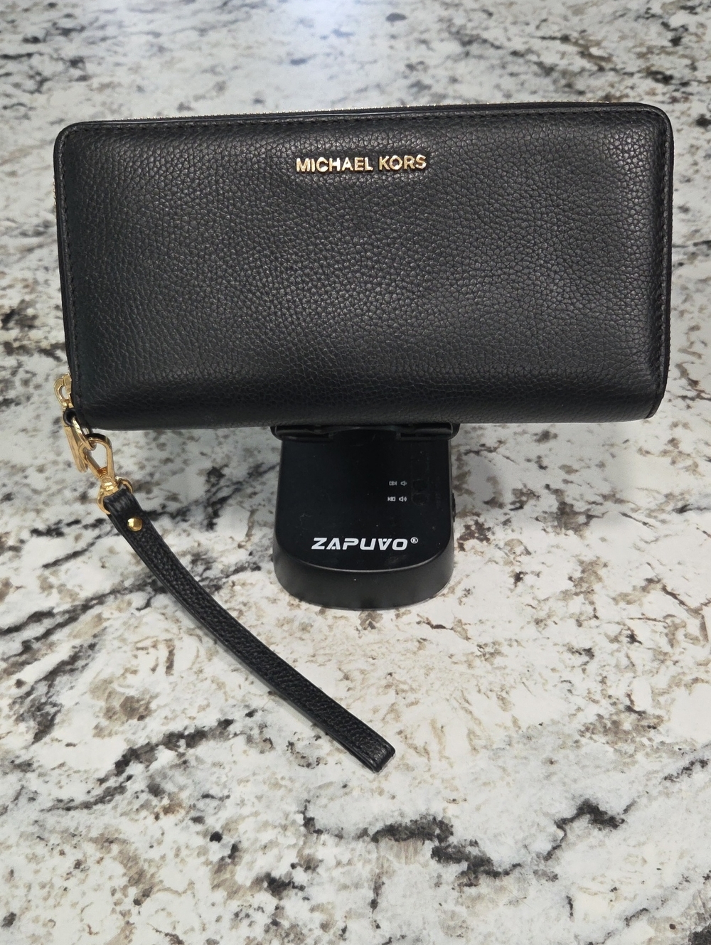 Michael Kors Black Jet Set Continental Wallet With Wristlet Strap